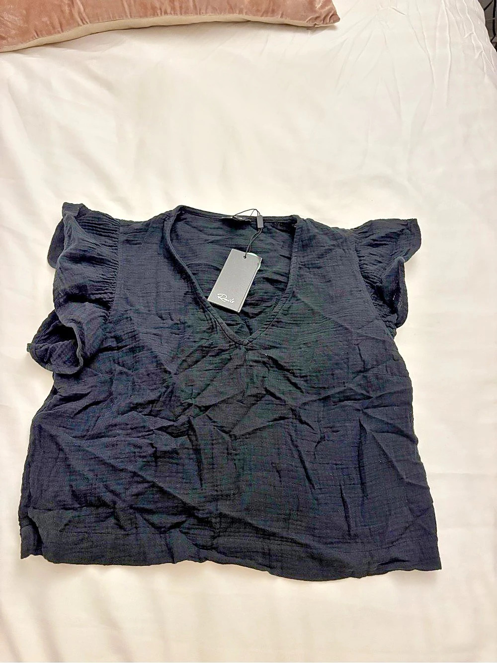 Rails Black Ruffle Sleeve Blouse Size small NWT